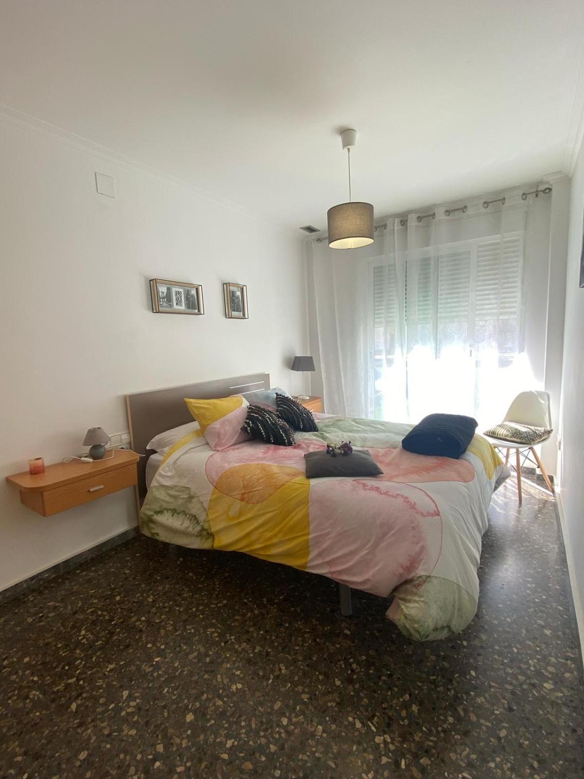Llandells 12 Apartment